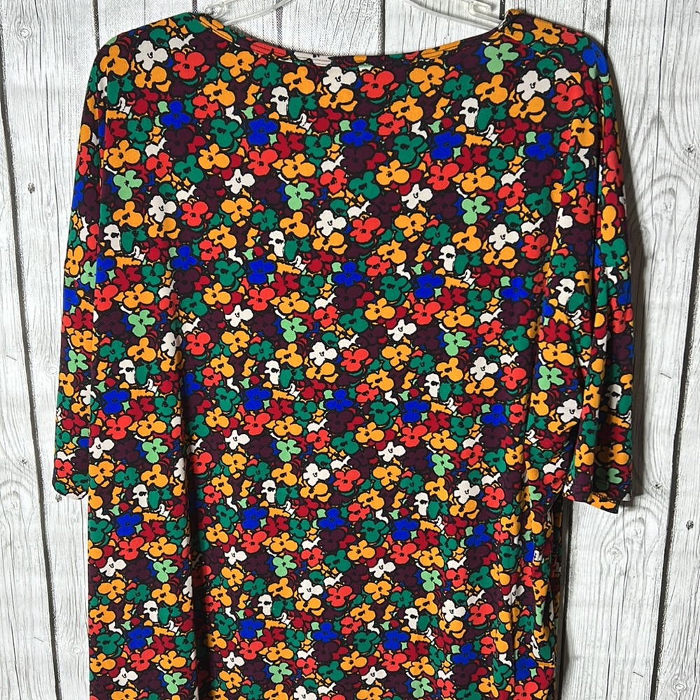 Lularoe floral high-low top size large - Picture 9 of 10